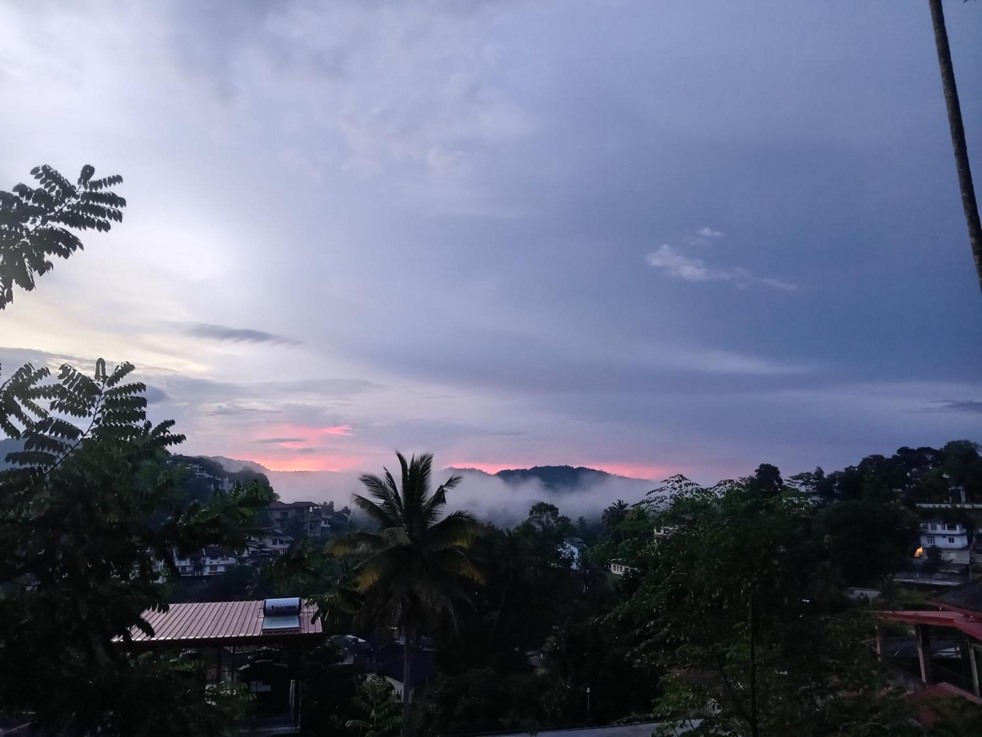 Fly Infinity - Accommodatie bij particulieren Kandy